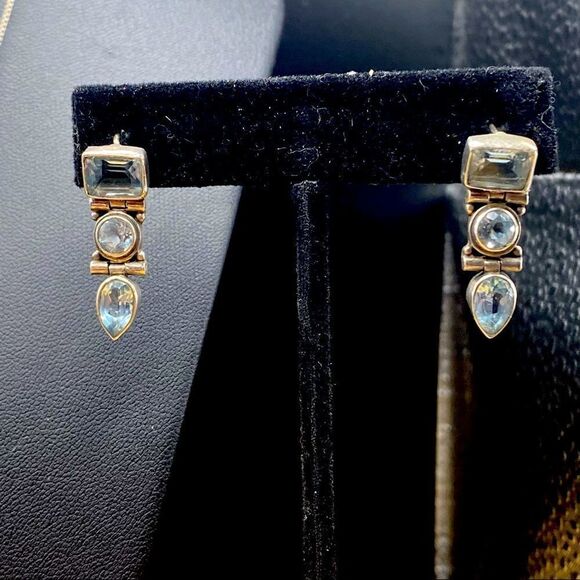 925 silver 17” box chain with dangling pendant w/matching earrings.  Details👇🏻 - Picture 4 of 7